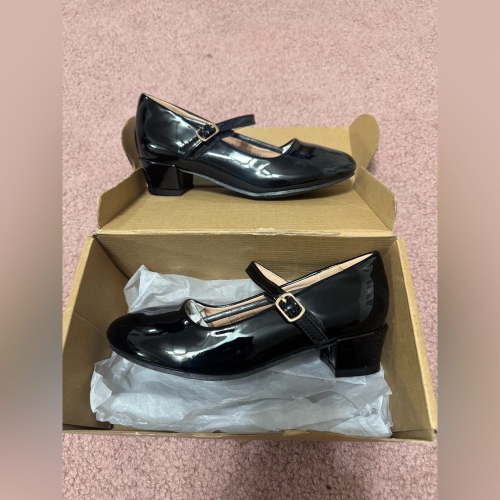 Black Patent Leather Mary Jane Shoes